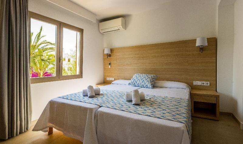 Sol Naixent Hotel กาลาดอร์ ภายนอก รูปภาพ