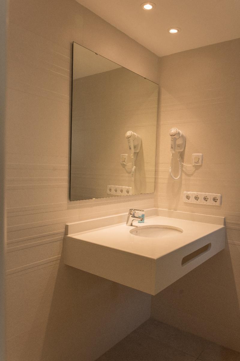 Sol Naixent Hotel กาลาดอร์ ภายนอก รูปภาพ